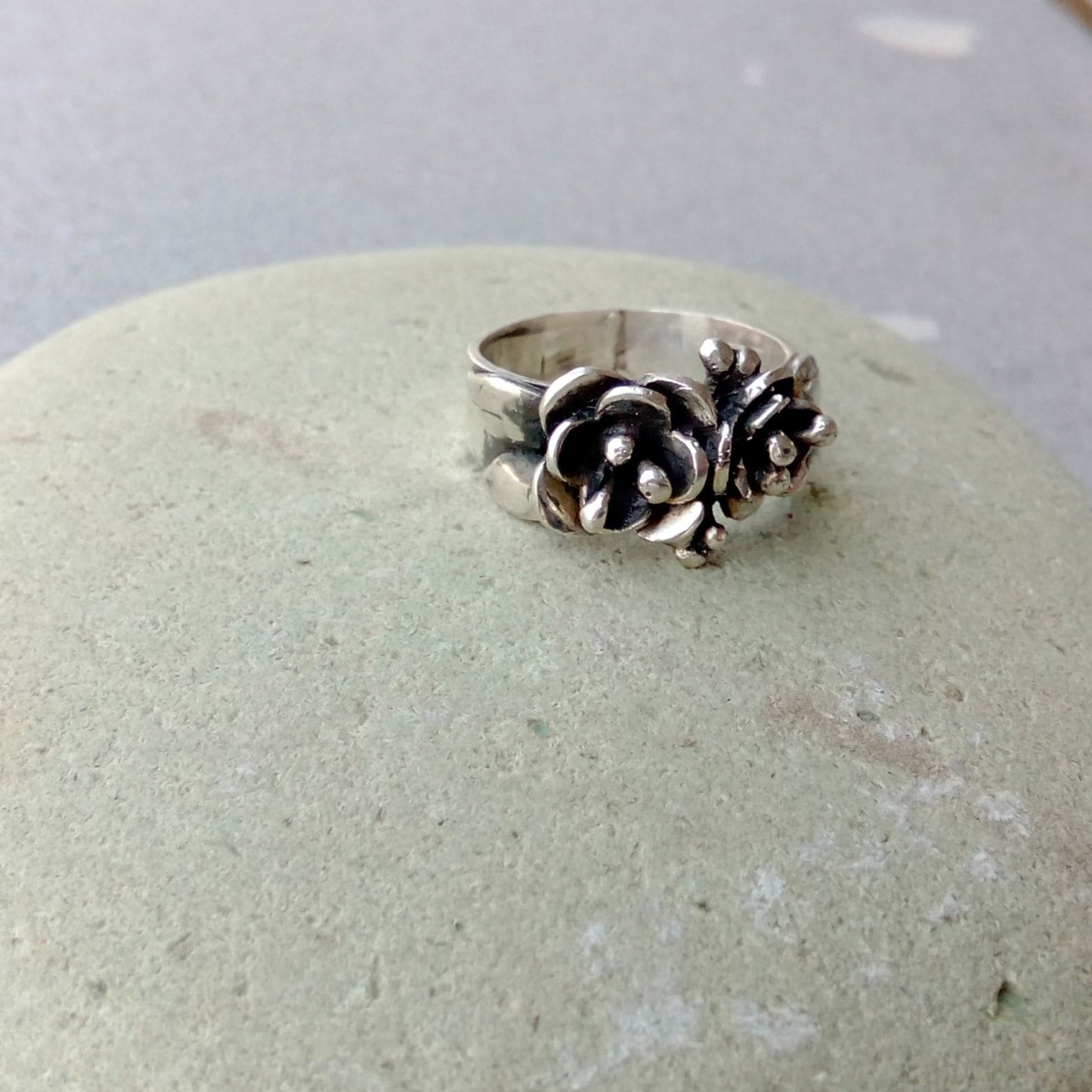 Sterling silver flower ring, botanical, boho, floral, bohemian, ethnic, rustic, artisan, armenian jewelry, silversmith jewelry, oxidized
