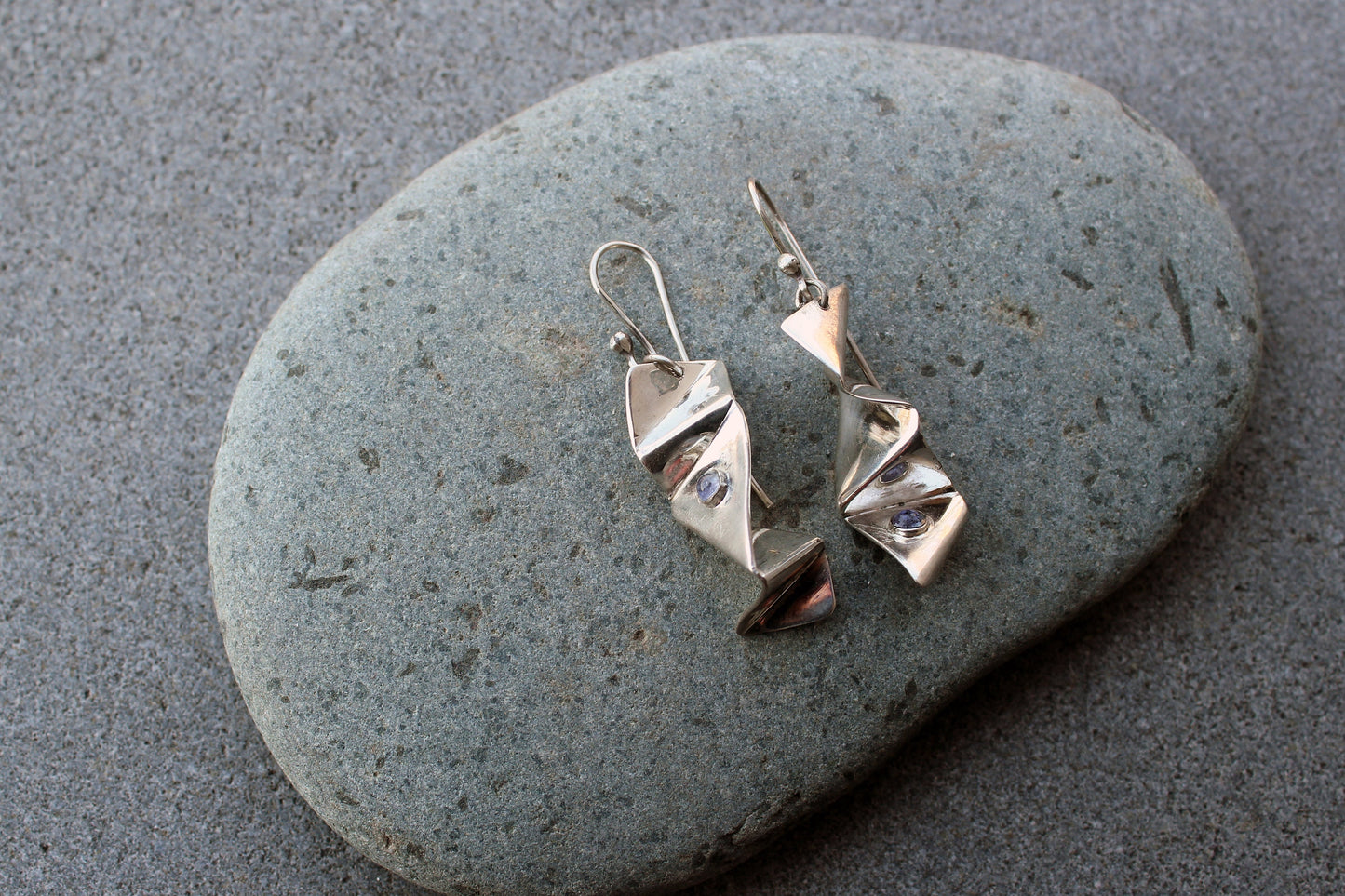 Sterling silver twisted unusual earrings with blue iolite gemstones, urban, silversmith, artisan, gift for her, water, minimalist, modern