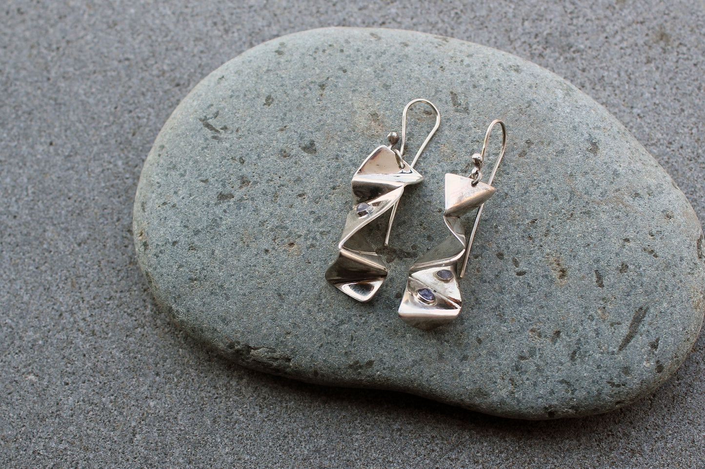 Sterling silver twisted unusual earrings with blue iolite gemstones, urban, silversmith, artisan, gift for her, water, minimalist, modern