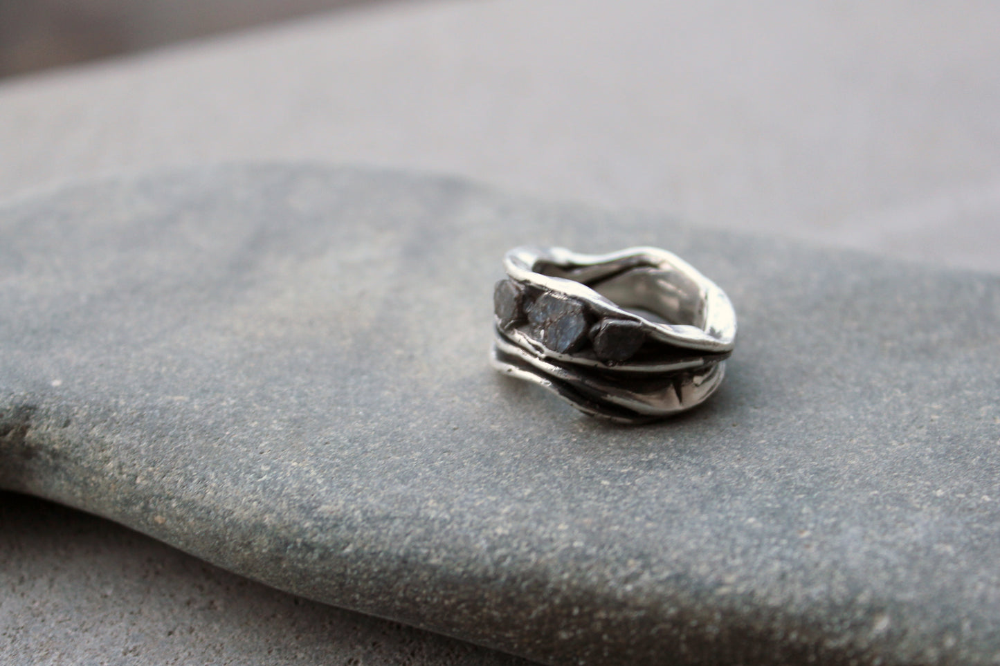 Sterling silver brutalist oxidized Armenian ring with rough sapphire gemstones, silversmith, harsh architectural band