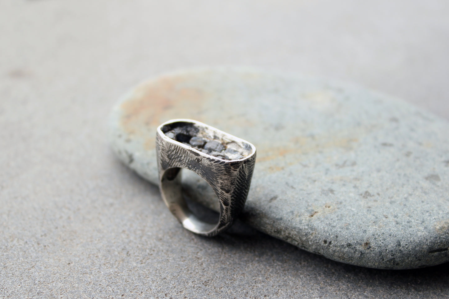 Sterling silver brutalist oxidized Armenian ring with rough sapphire gemstones, silversmith, harsh architectural band