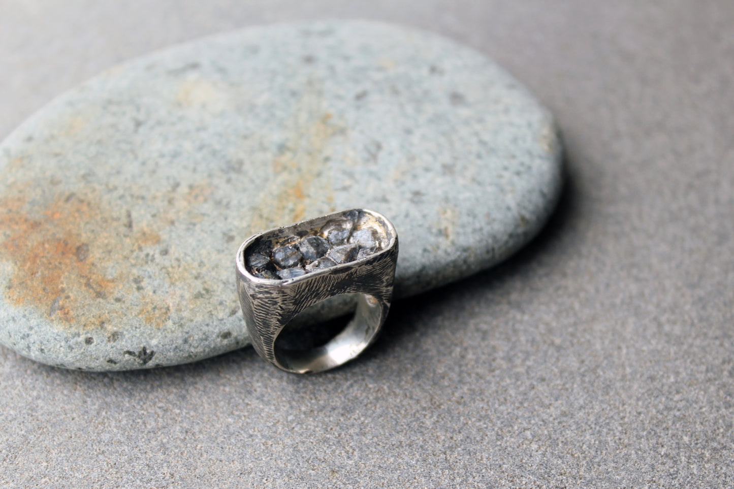 Sterling silver brutalist oxidized Armenian ring with rough sapphire gemstones, silversmith, harsh architectural band